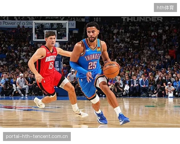 NBA米切尔强势突破两步上篮稳稳命中：训练场雕琢出的关键瞬间